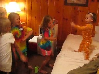Ayla and her aunts meet again