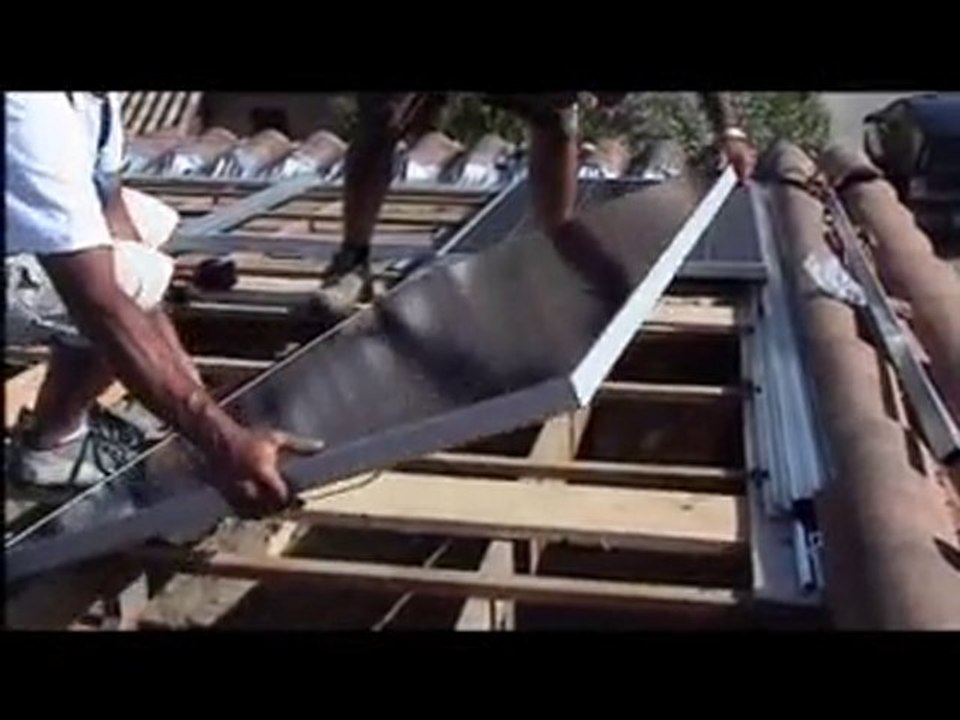 montage toiture photovoltaique intégration lavandou