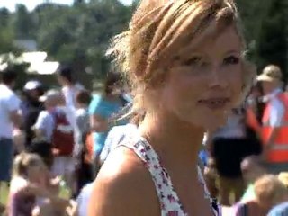 Fashion in the Wimbledon Queue