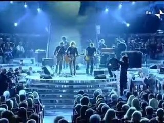 Il paese è reale - live Sanremo