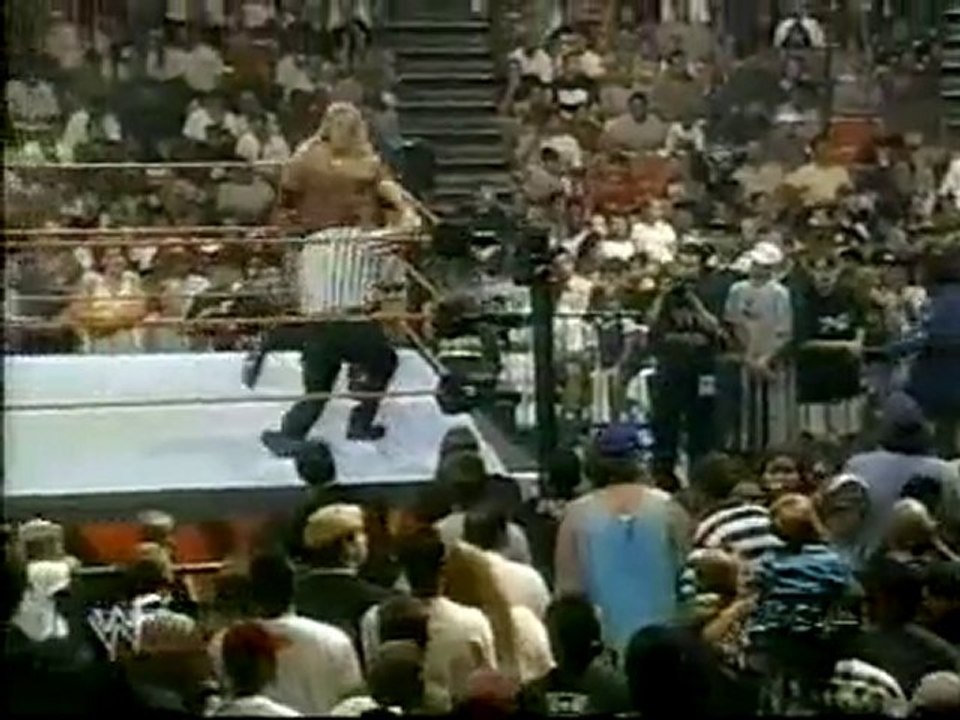 Edge vs. Jose Estrada (Edges WWF Debut)