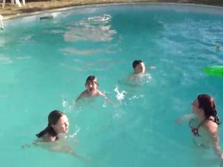 5 juillet 2010 course à 3 dans la piscine