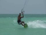 Qatar kitesurfing july 2010 - Back loop transitions -