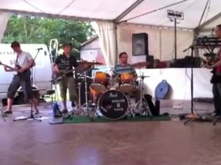 SEVEN NATION ARMY by PELUTZ