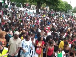 Carnaval Tropical de paris 2010 - Char Karaib+ - Le ZLPL