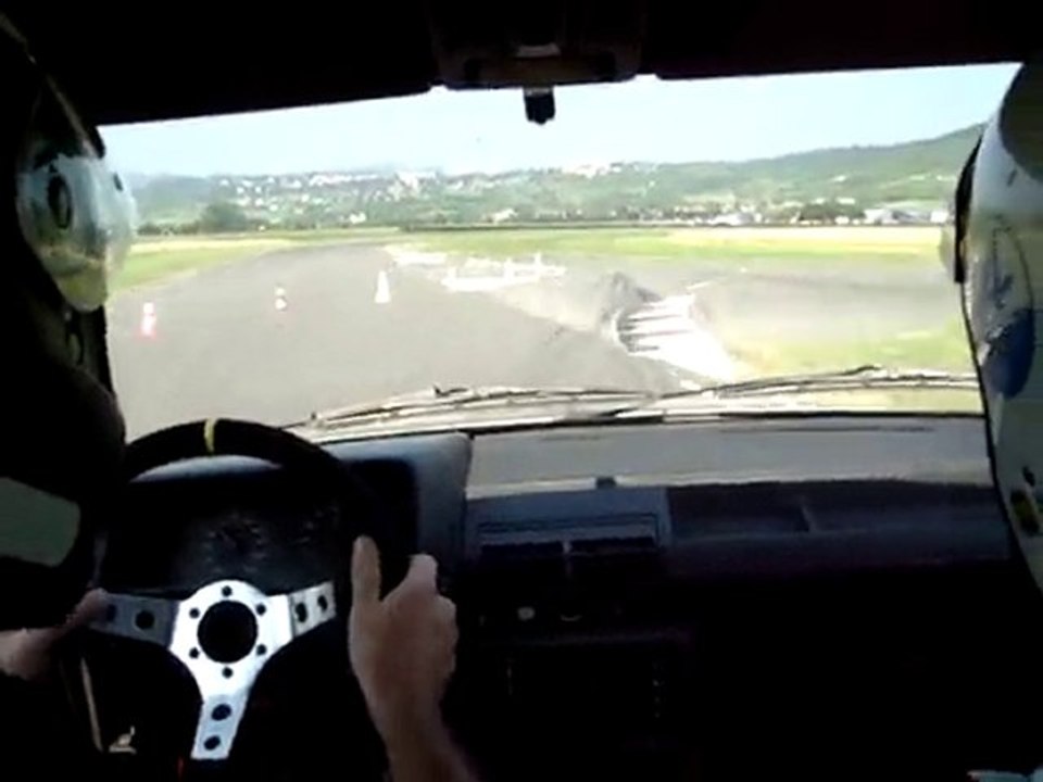 205 gti1.9 a Ladoux CLub peugeot Sport 4 juillet 2010