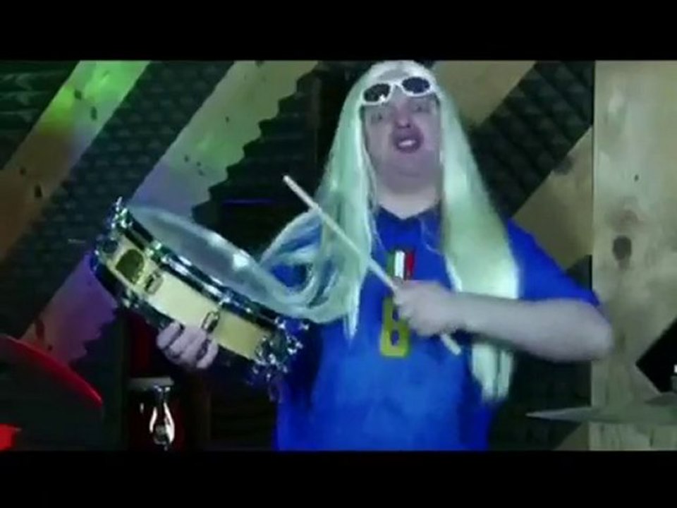 Dado risponde al tormentone anti-italiani