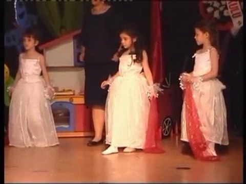 2009-2010 sene sonu dans gösterisi