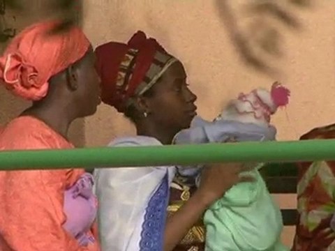 Sida : malade ou en bonne santé, se faire dépister. Communication santé humaine.