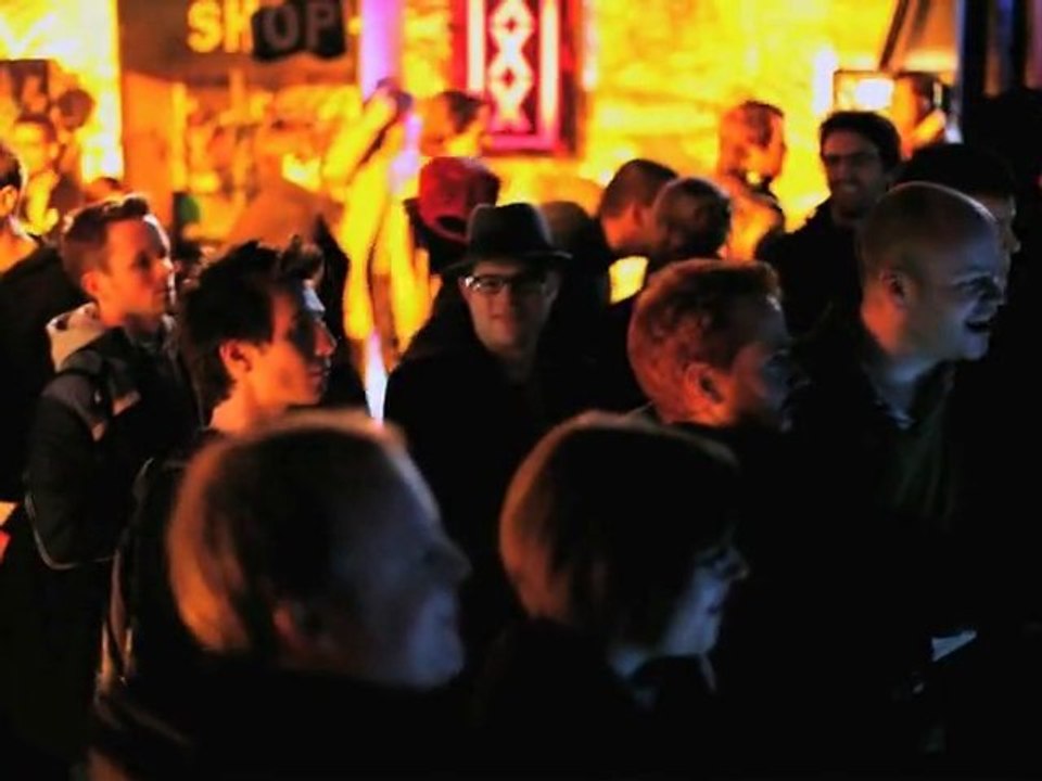 Watchmen, Interactive Multi Touch Hologram.