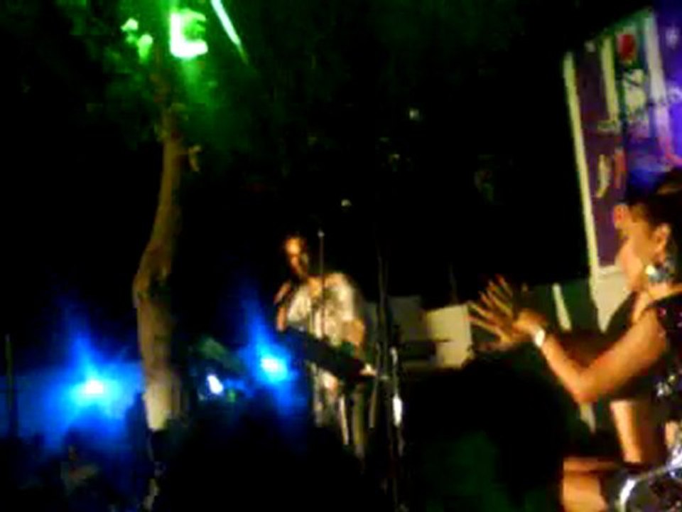 Mutlu Genç-La Fontaine (Mersin Canlı Performans)