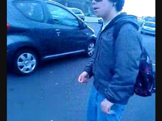 O papelinho já tirou o senhor ?