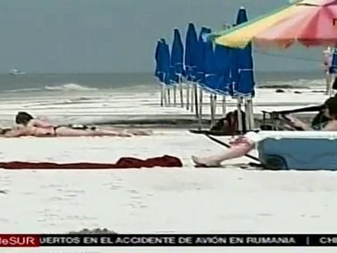 Detectan pequeños rastros de petróleo en costas de Texas