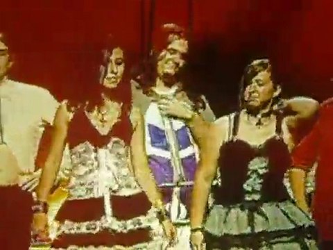 Noob concert Japan Expo 2010 - le défilé des péons