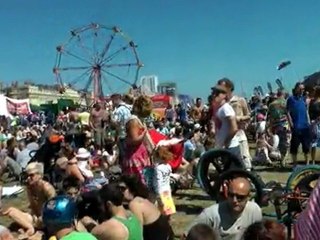 Vito Sport Cam: Paddle Round The Pier