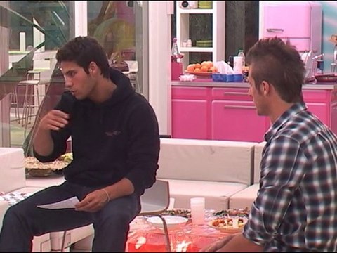 JC : C'est qui ce bonhomme ?