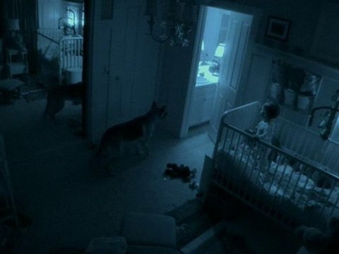 La bande annonce de paranormal activity 2