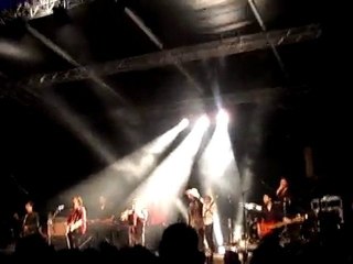 Les Lulus chantent avec Babylon Circus