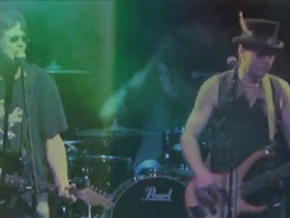 Reason Y playing   OHIO  - Crosby Stills Nash & Young