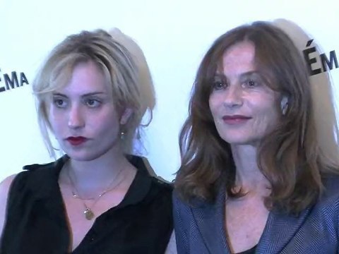 2010 - Avant-Première de Copacabana présenté par Isabelle Huppert et Lolita Chammah