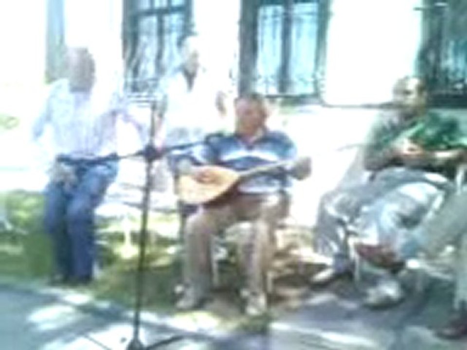 i.kılıçlar halay