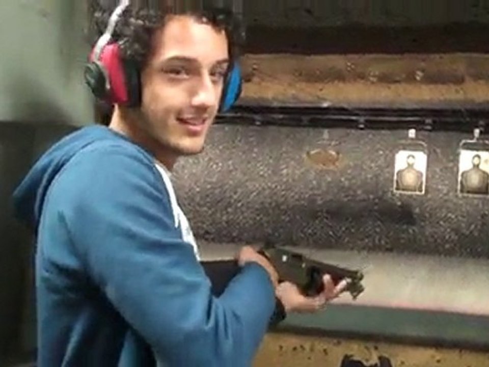 Jack bauer et Rambo peuvent se rhabiller 2 (Diego, fusil � pompe)