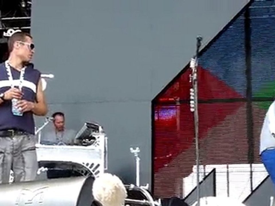Matthieu Chedid Repet' aux Solidays 2010