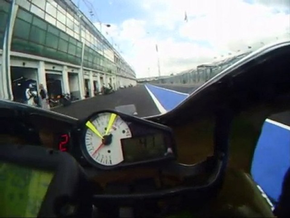 magny-cours gsxr 600k3 en 2.02