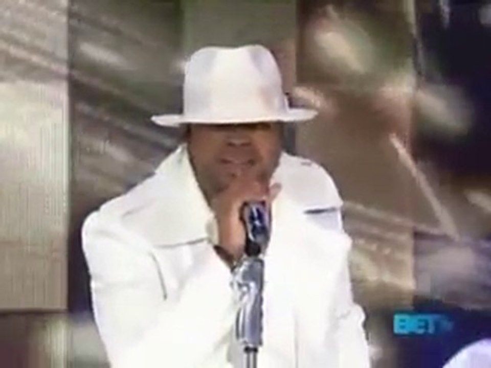 the dream.. Make Up Bag  live performance