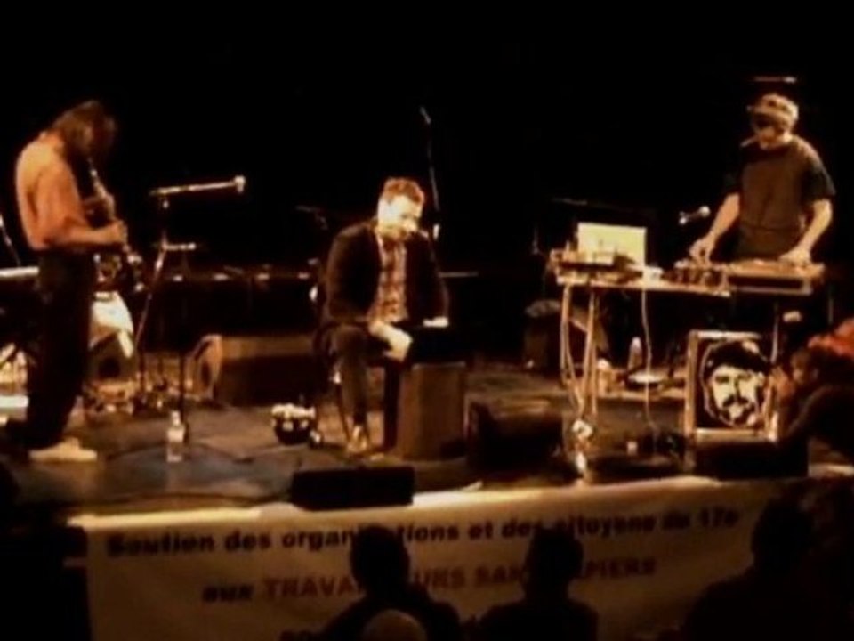 Permaloso"Spectacle de soutien aux Sans Papiers à L'Eur