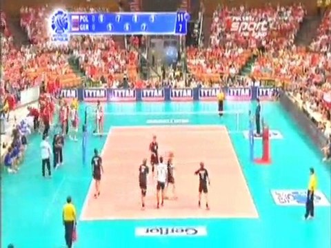 Raul Lozano: K... mać podczas meczu LŚ (8.07.2010)