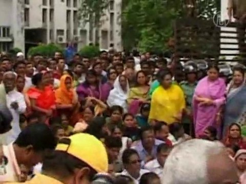 Десятки человек ранены во время акции протеста