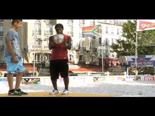 IYA TRAORÉ FREESTYLE SOCCER GARE DE L'EST