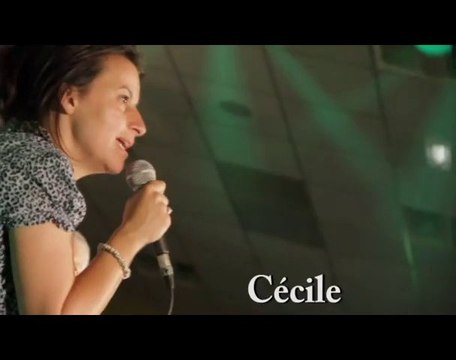 Anny Poursinoff en meeting à Maurepas