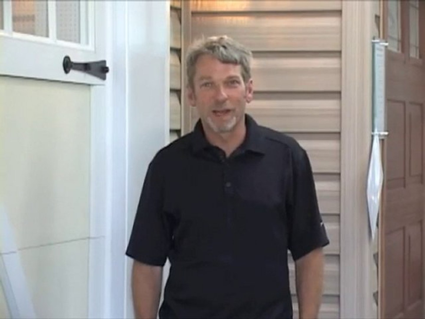 ⁣Overhead Garage Doors|Garage Door Colours|Hamilton|Niagara