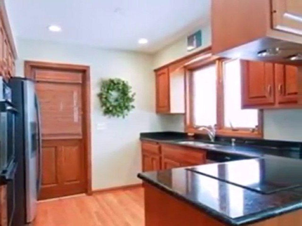 Homes for Sale - 22W411 Elmwood Dr - Glen Ellyn, IL 60137 -