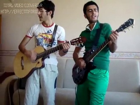 Aşktan öte (Gitar cover) .. Umut & Sercan