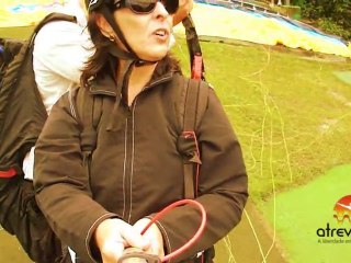 (HD) Voo Duplo de Parapente no Rio :: Praia do Pepino