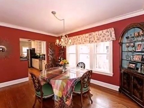 Homes for Sale - 2705 Lincolnwood Dr - Evanston, IL 60201 -