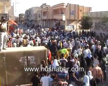 NUSAYBİN DE YÜRÜYÜŞ