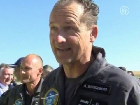 Самолет на солнечных батареях продержался 26 часов