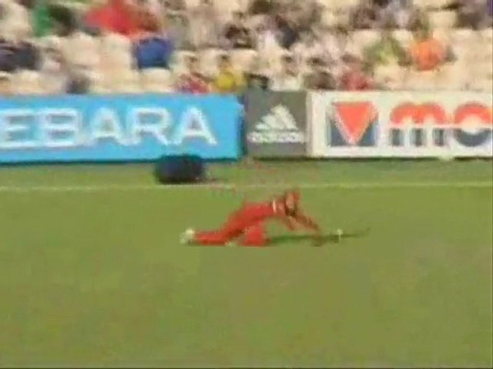 Sanath Jayasuriya - 54 off 29 balls vs Lancashire