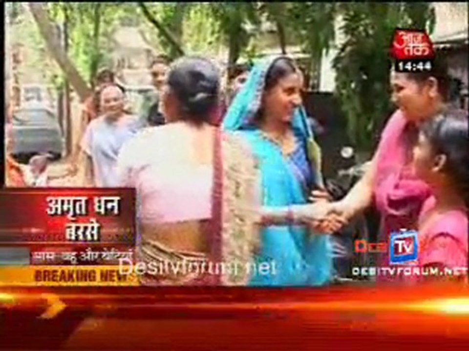 Saas Bahu Aur Betiyan [Aajtak News] - 12th July 2010 - Part2