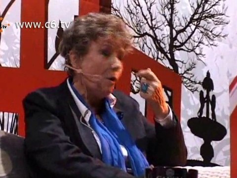 Caffeina. Dacia Maraini presenta il suo ultimo libro