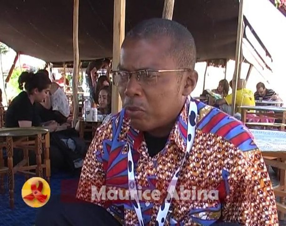 Maurice présente l'association AFSUPES au Cameroun