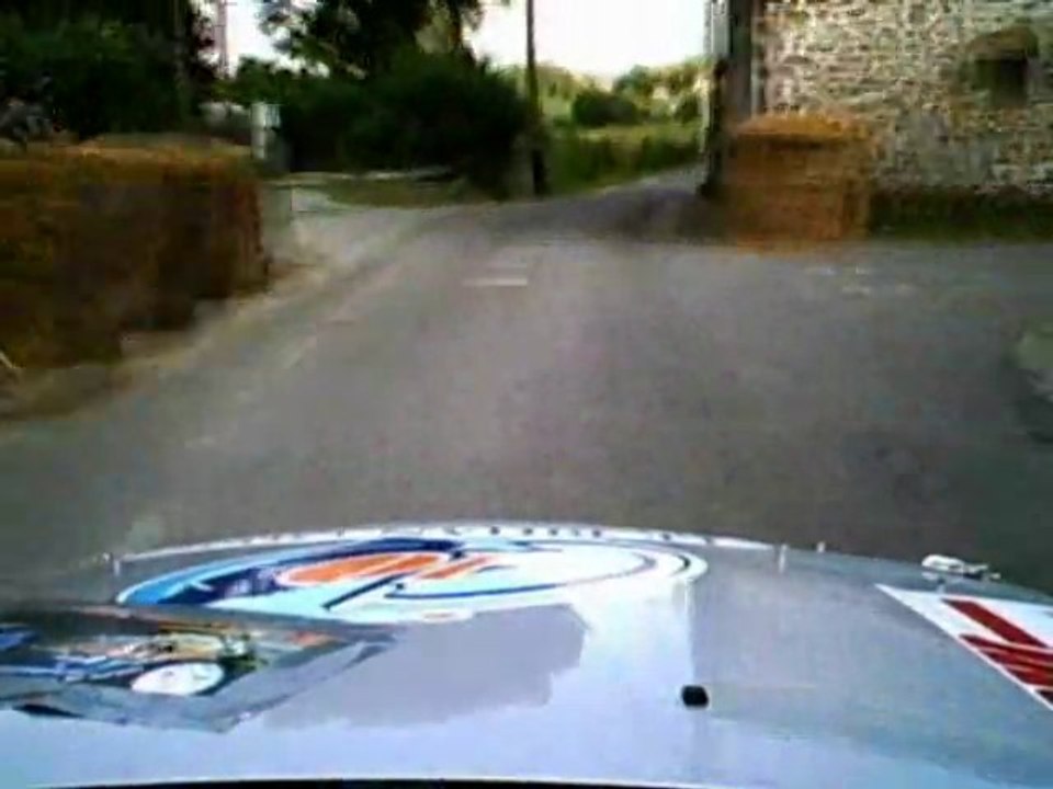 Rallye de Saint Sornin 2010 - EMB ES 2