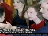 Reyes y presidente de España reciben a la selección de fú