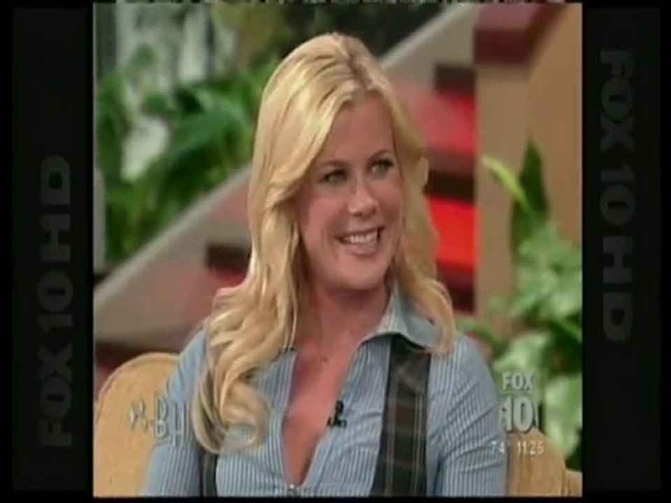 Alison Sweeney Bonnie Hunt Oct 2009