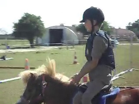 Échauffement CSO préparation Galop 5 stage 12/07/2010.