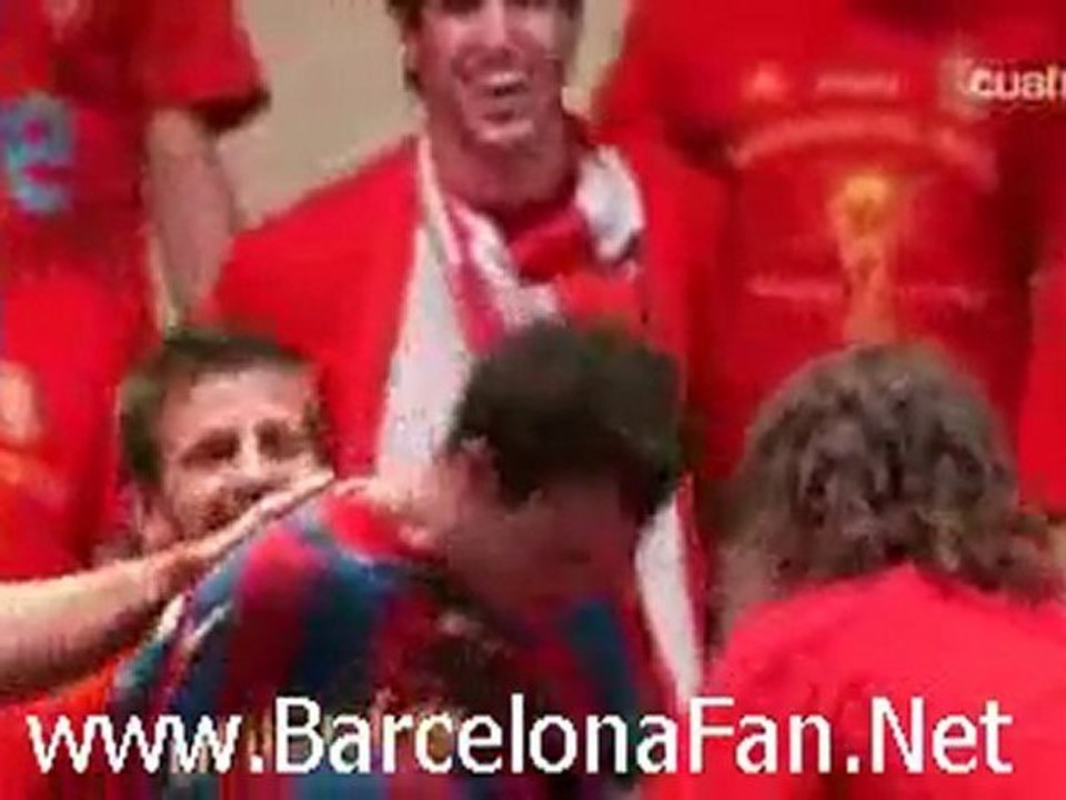 Fabregasa Barcelona Formasyı Giydirdiler İzleyin